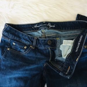 American Eagle Boyfriend Jeans 10